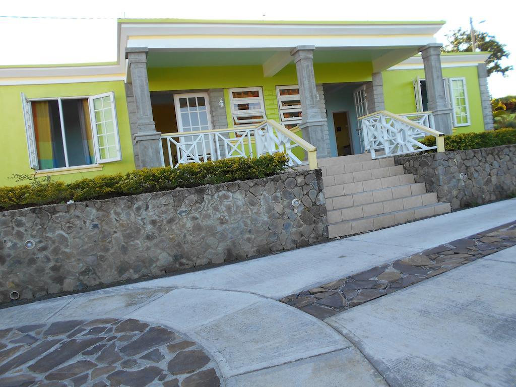 Diamond View Cottages Roseau Buitenkant foto