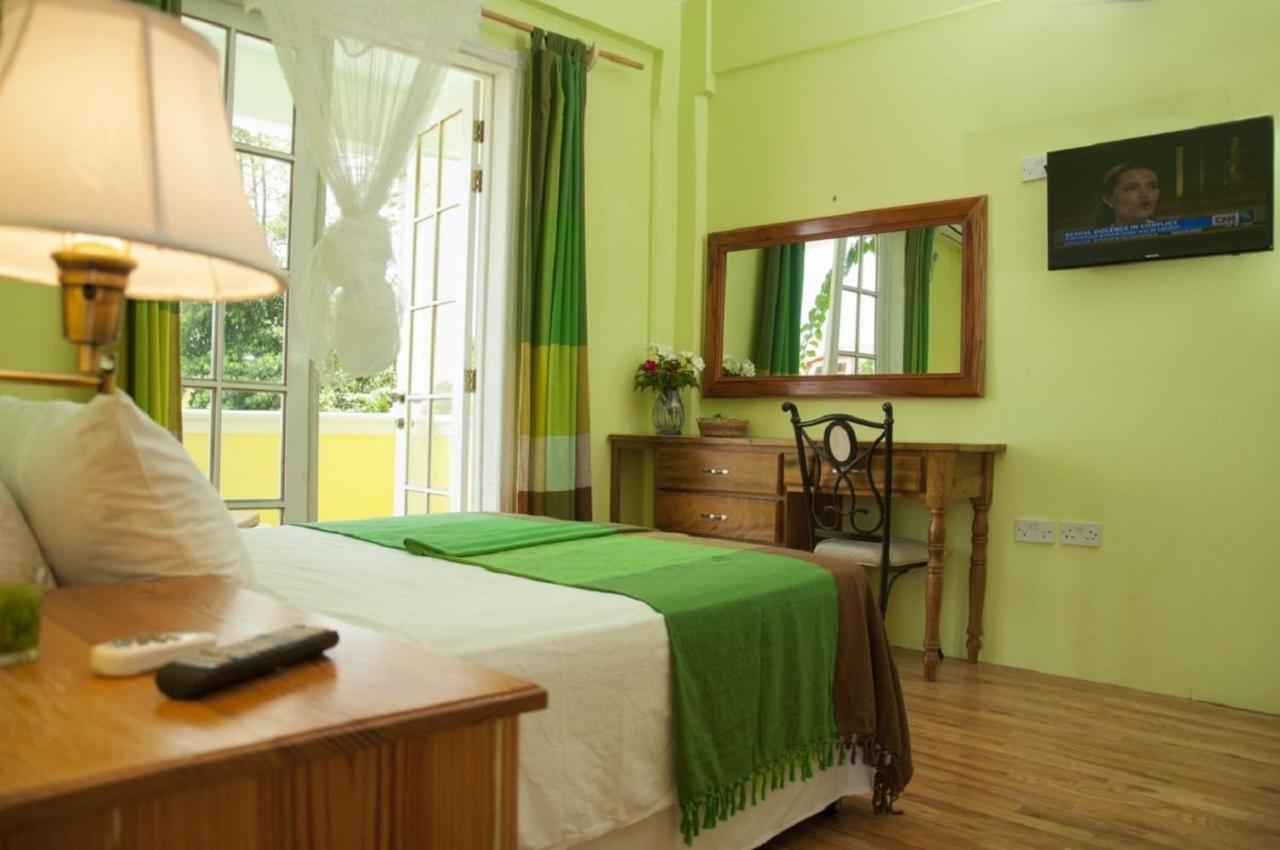 Diamond View Cottages Roseau Buitenkant foto
